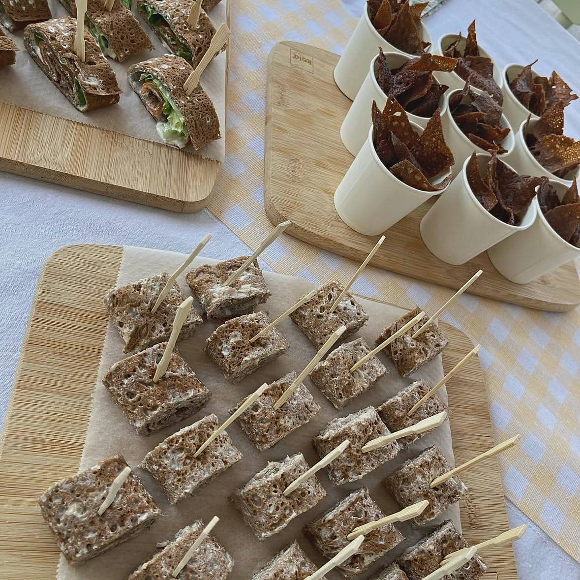 Roulés et chips de galettes